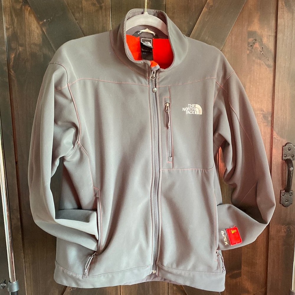 Men’s North Face jacket